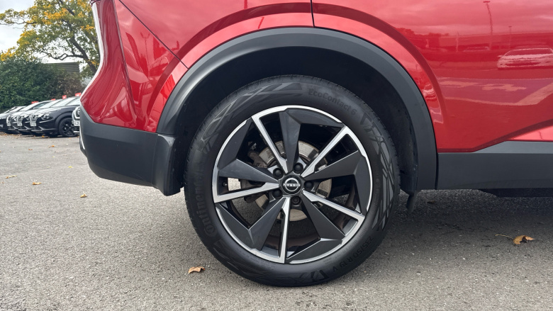 Nissan Qashqai 1.3 DiG-T MH Tekna 5dr Petrol Hatchback